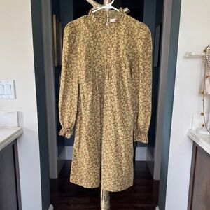 Doen Floral Long Sleeve Dress in Tan and Yellow